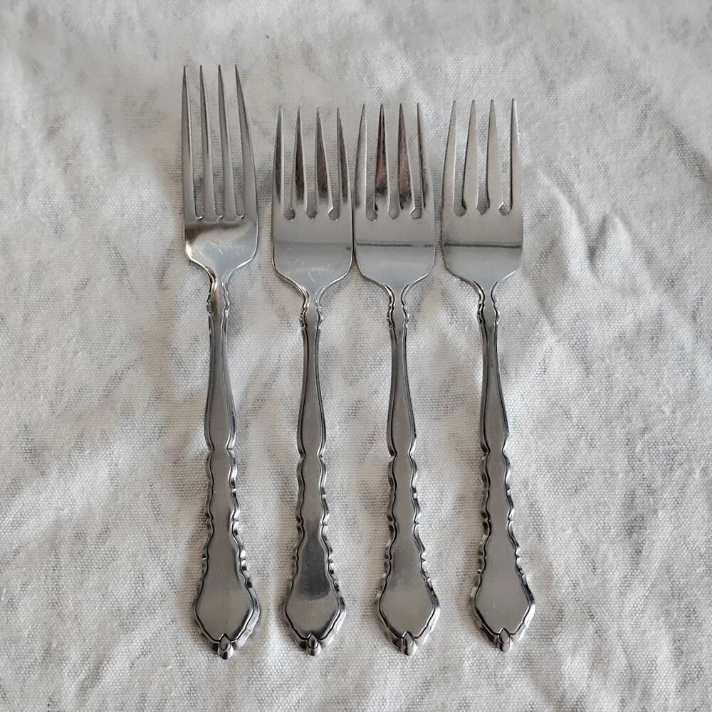 4 Oneida Community Satinique Forks 1 Dinner 3 Salad Stainless Steel Flatware